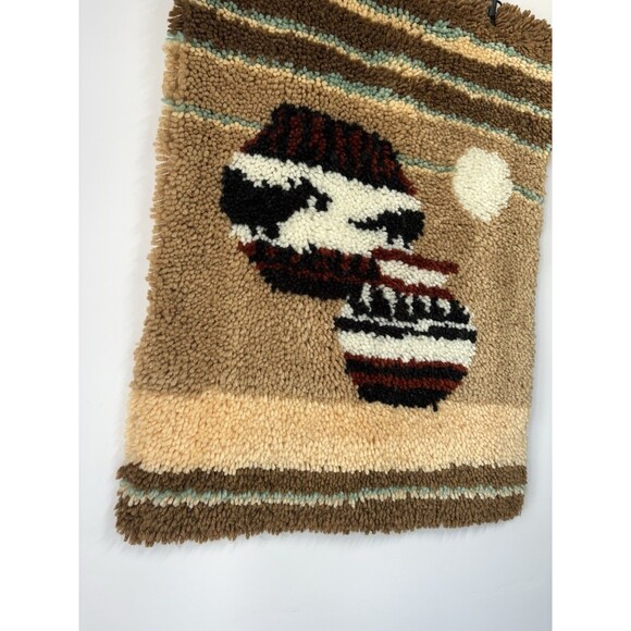 Latch Hook Rug Wall Hanging Southwest Design - Picture 2 of 6